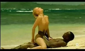 Jèn blond blan ak lo ...